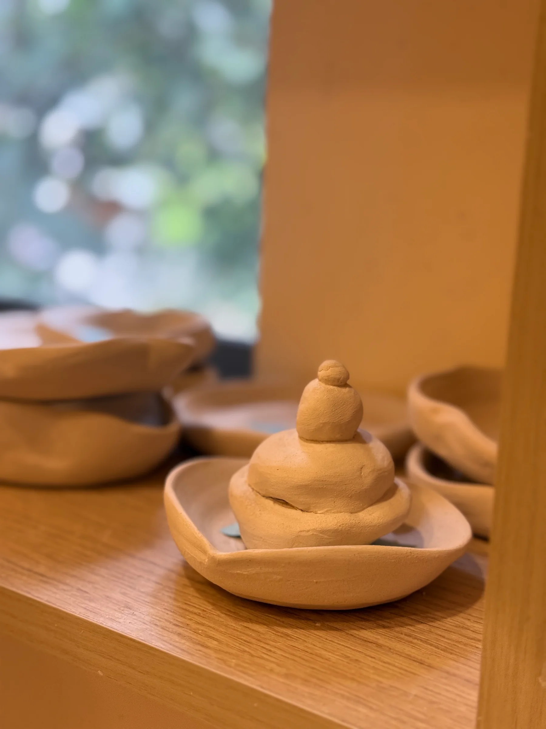 A small pottery piece from Robin Francis's Devin & Clay experience at The MudBrew Cafe