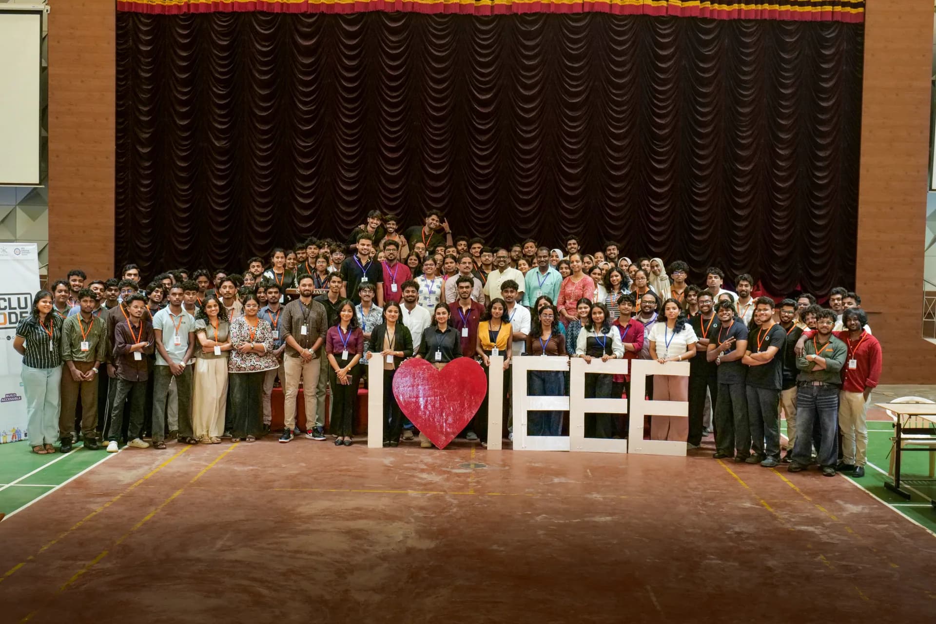 INCLUCODE 2026 builders, mentors, volunteers, and organizers gathered in the Sahrdaya College auditorium