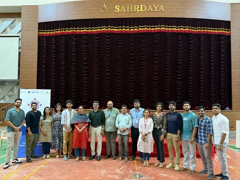Student teams and speakers on stage at Sahrdaya's STRIDE Zonal Connect