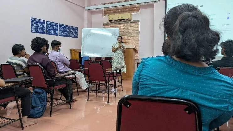 Students taking part in a discussion during the WiTech Agentic AI workshop at LBSITW