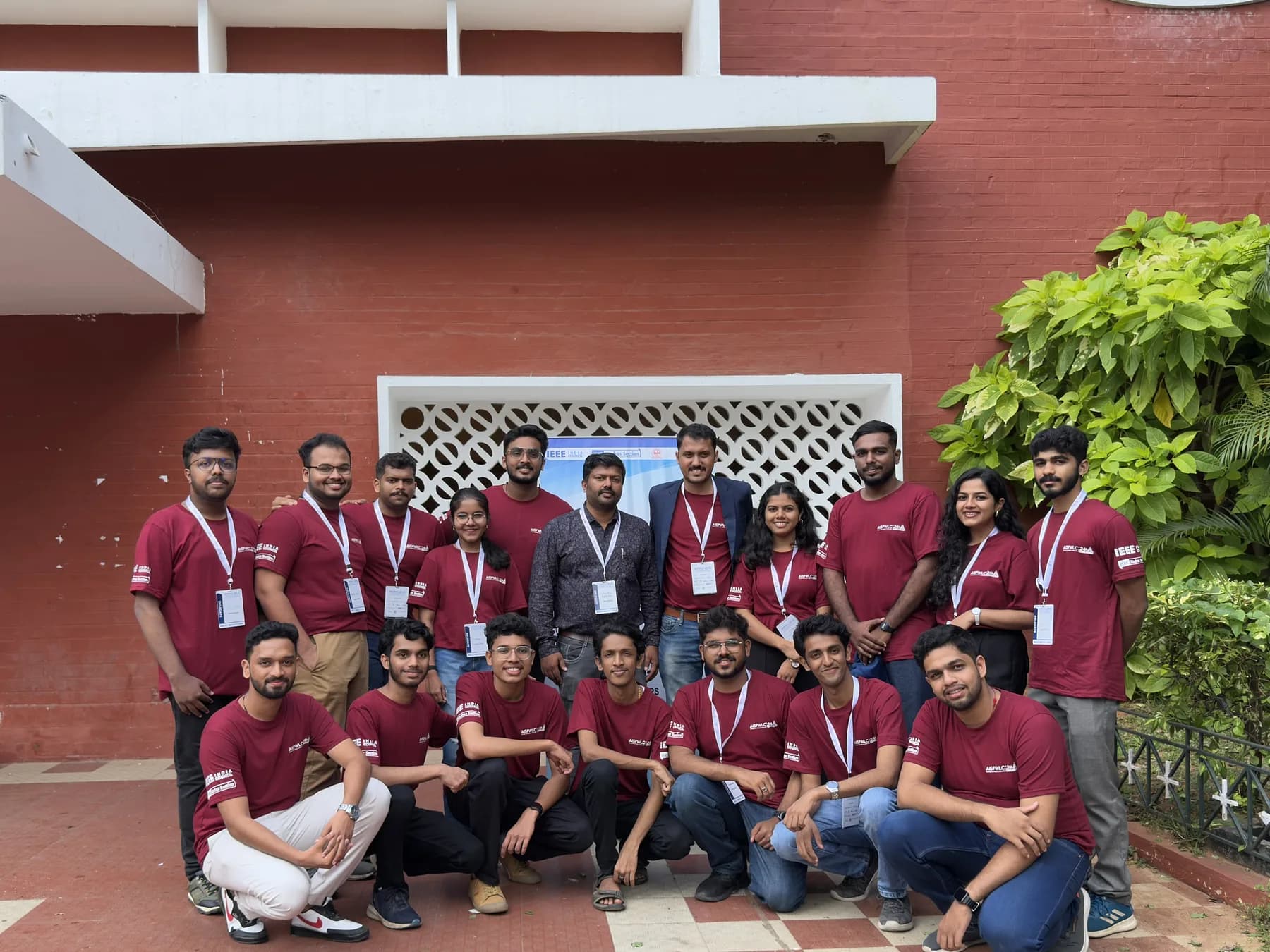 Student volunteer team group photo with Robin Francis