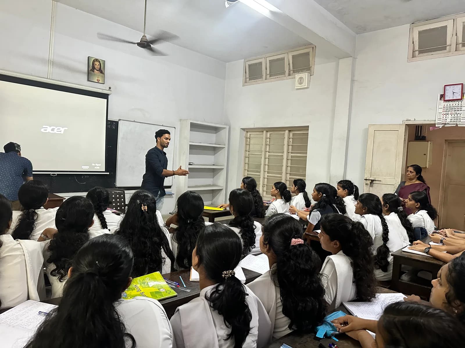 IEEE Sahrdaya students attending a leadership and technology classroom session